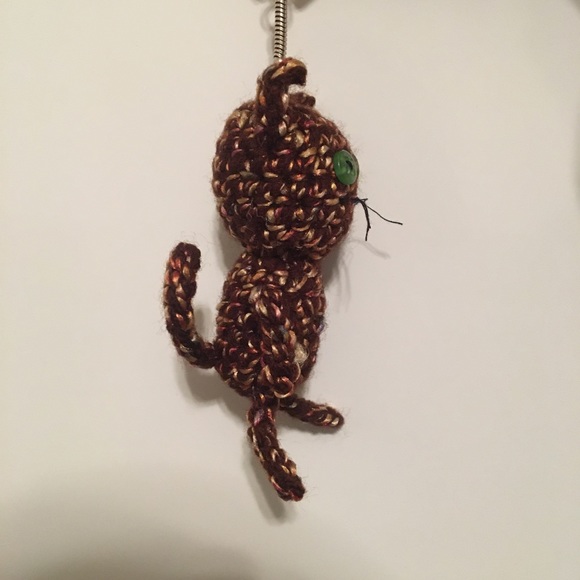 Speckled Brown Cat Keychain - Picture 2 of 6